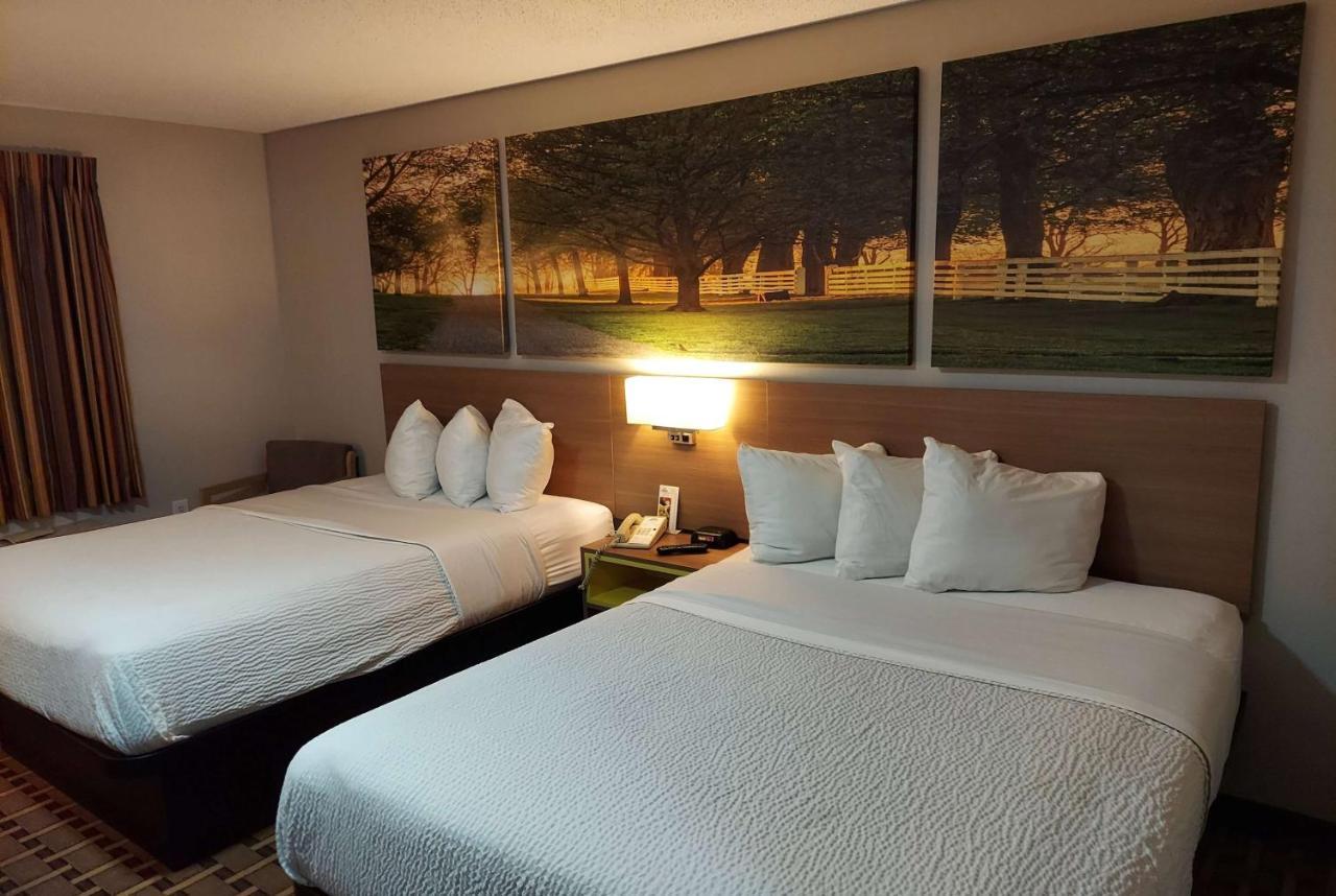 Days Inn & Suites By Wyndham Huntsville Buitenkant foto