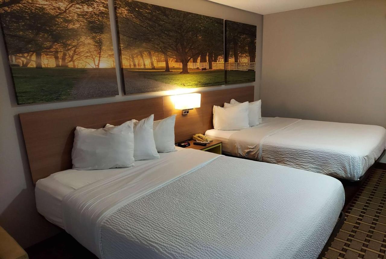 Days Inn & Suites By Wyndham Huntsville Buitenkant foto