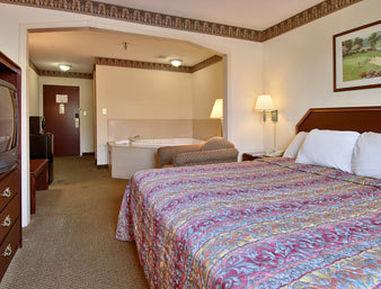 Days Inn & Suites By Wyndham Huntsville Kamer foto